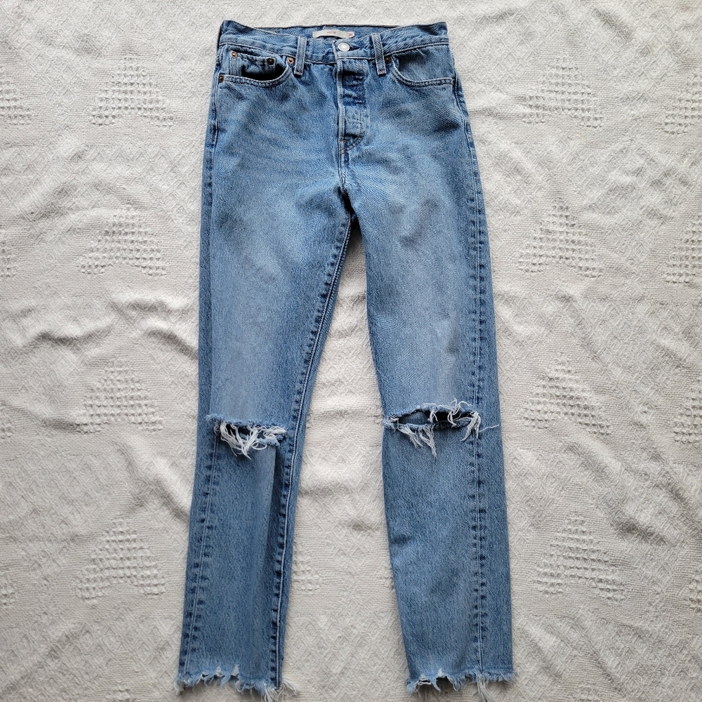 Levi's Wedgie Distressed Knee High Waisted 100% Cotton Denim Jeans- Medium Wash